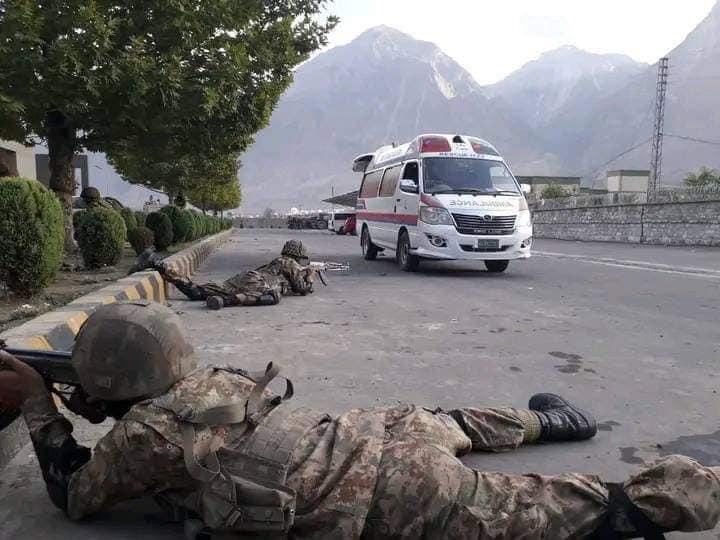 harf_e_nagufta's tweet photo. Believe it or not, these are the scenes from Karakoram International University Gilgit-Baltistan. 

We all knew it was more of a cantonment than an educational institution, but do share the details what’s going on here? https://t.co/8d7WsZflgY