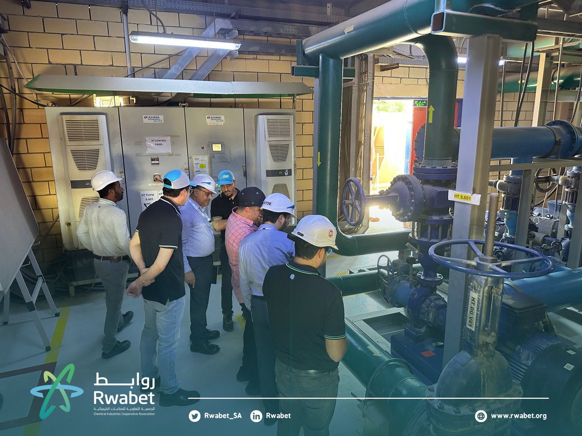 Rwabet_SA's tweet photo. (١) جانب من الجولة الميدانية لتقييم #سيري في مصنع شركة العبيكان للزجاج مع فريق الشركة في من��قة الإنتاج.
#مصنع_شركة_العبيكان_للزجاج #مصانع_المستقبل https://t.co/e7lX38UBtx