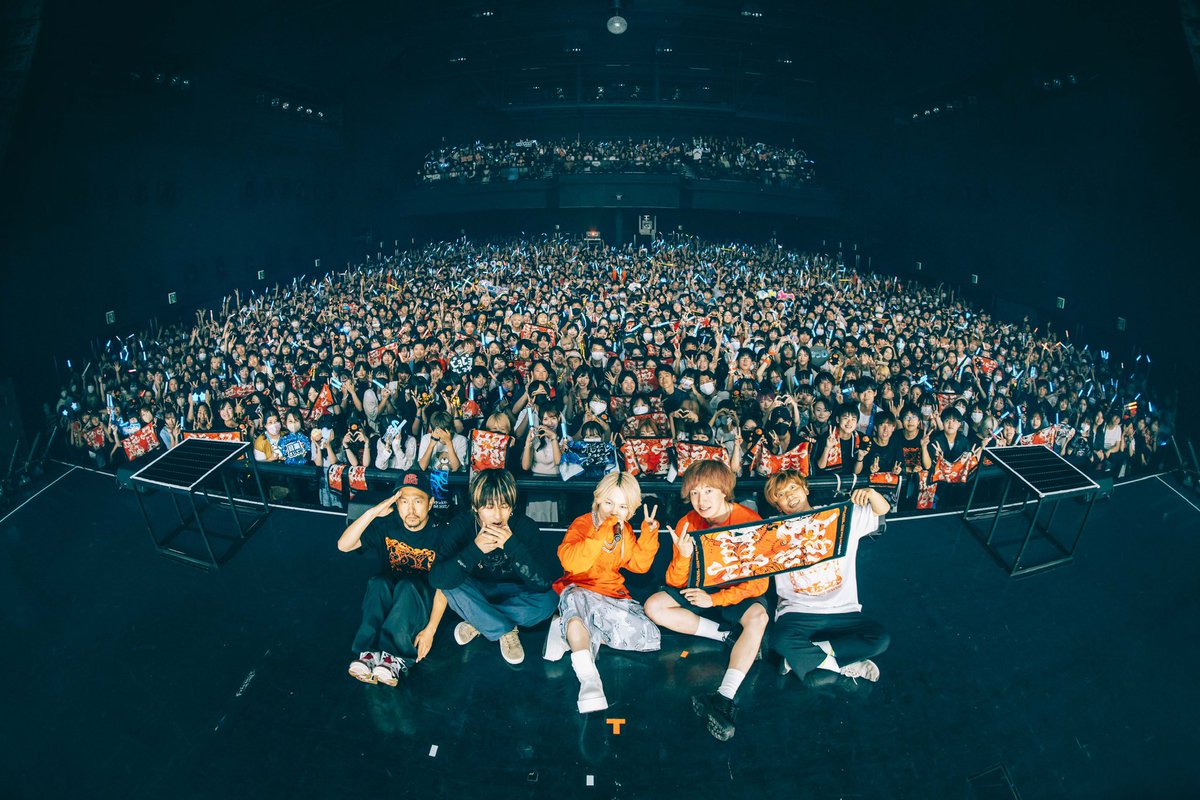 tikandame's tweet photo. ツアーファイナルzepp diver city！
人生初ツアーマジで最高でした🧸
みんなまたお会いしましょう🔥🔥
#syudou露骨ツアー https://t.co/Gdn1SUASKC