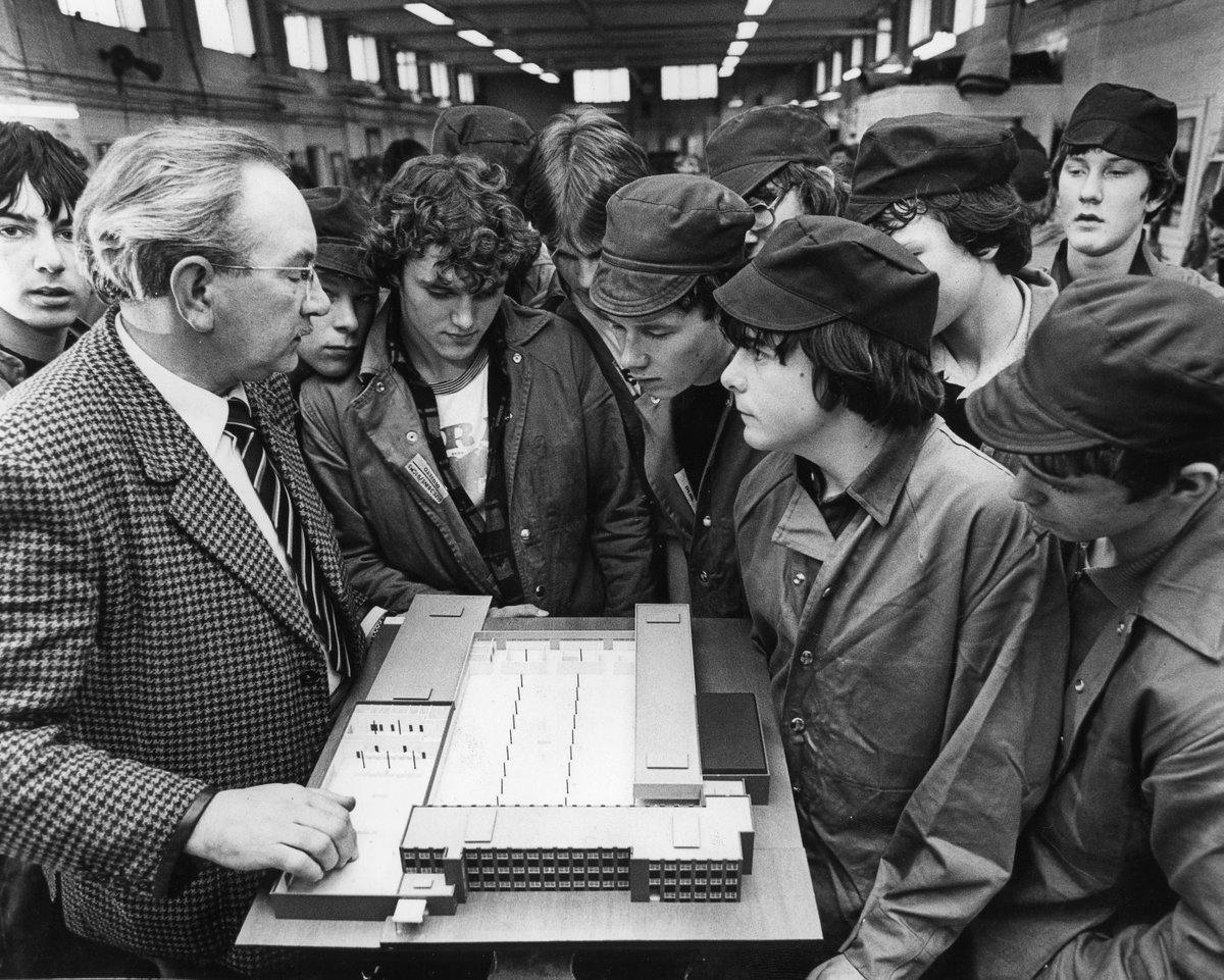 We love our #throwbackthursday feature and this week's image is no exception.

We've stepped back 43 years with the 1980 intake of Sellafield Ltd apprentices - you can even see a model of the new skills training centre in the middle of the picture. 

#archives #sellafield