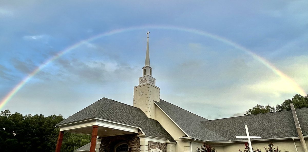 jayreber's tweet photo. It was a great night in the house of the Lord! https://t.co/FYHBgatxQq
