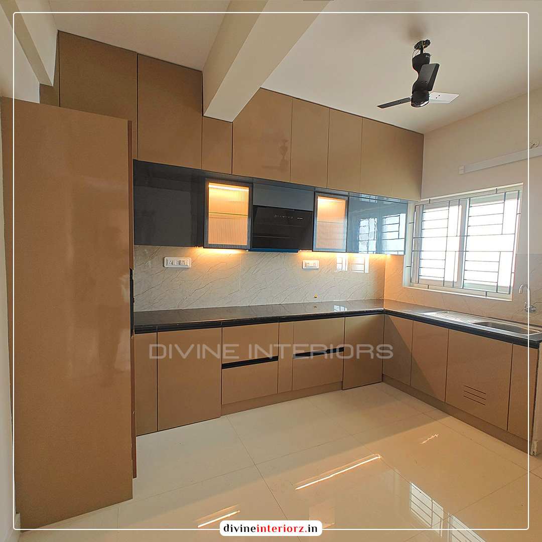 DivineInterioz's tweet image. Your dream kitchen, now a reality. Presenting our fresh modular kitchen design that transforms cooking into a delightful experience.

Meticulous design, premium materials, &amp;amp; smart storage solutions redefine your cooking experience
☎️08939111994 

#ModularKitchenMagic #Chennai