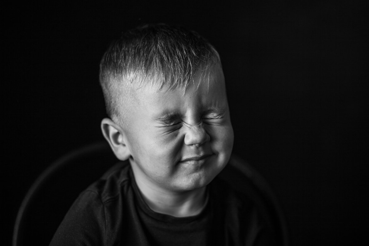 NdavisonR's tweet image. Another family portrait session locked in the digital darkroom - very grateful to my wonderful families who part with their hard-earned moular and go with me , I never take it for granted #dayjob #portraitphotographer #naturallightstudio #tuxford  nicoladavisonreed.com