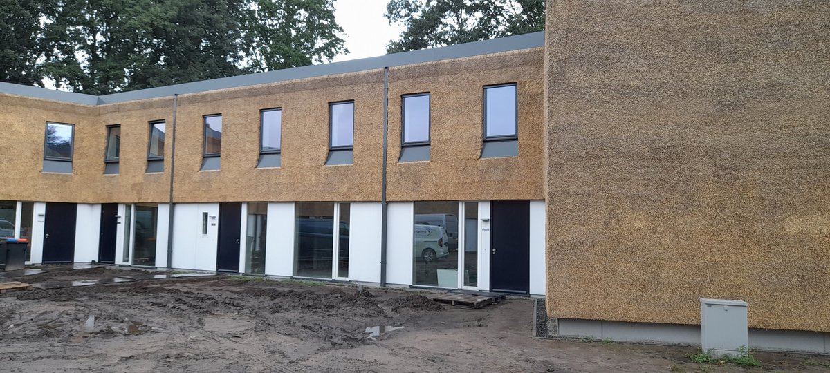 j0risverhoeven's tweet photo. Zo gaaf dit!
Project Moerenburcht met @FormatA2
#riet #architect #woningbouw https://t.co/hpWvSCEWEo
