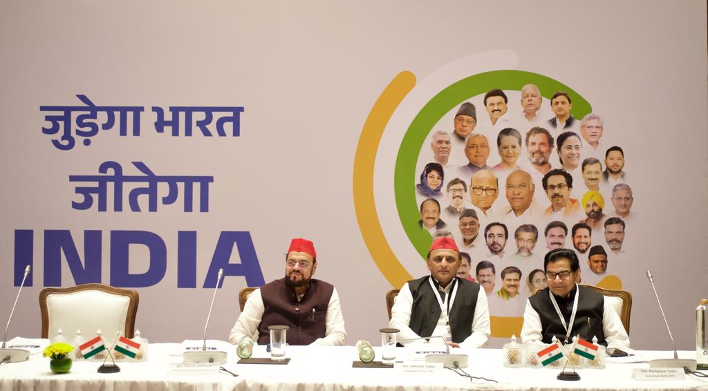 samajwadiparty's tweet image. जुड़ेगा भारत, जीतेगा INDIA।