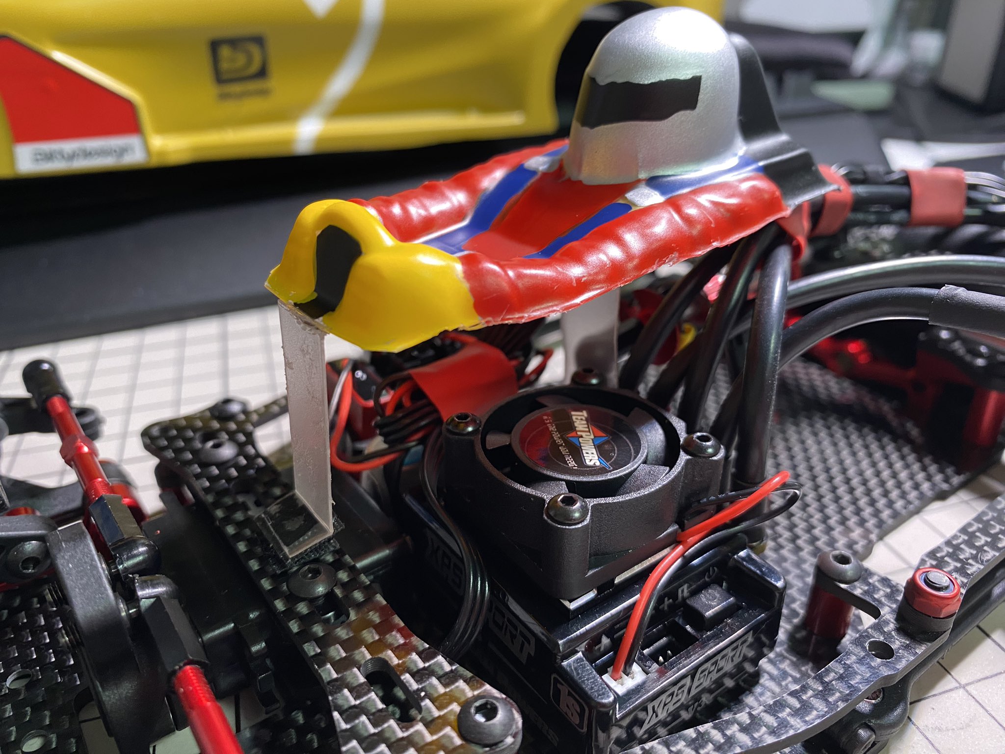 ラジコン 百戦錬磨ヴァーチカル コンバージョンキット 視 [HR-12VC]