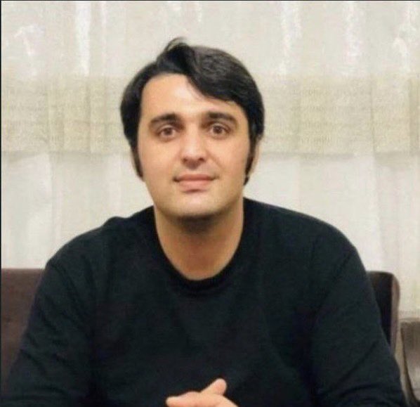 OutFarsi's tweet photo. جمهوری اسلامی #جواد_روحی را  هم به قتل رساند.
ملت ایران بیدار شید.
#مهسا_امینی
#سالگرد_مهسا https://t.co/Wntjl0Yflr