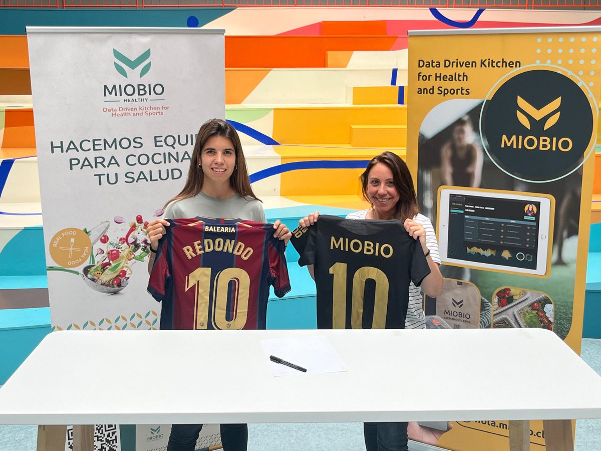 AlbaRedondo_11's tweet photo. Encantada de poder anunciar mi renovación como Embajadora de MIOBIO. Un placer poder contar con el cariño y confianza de Emanuela, Sergio y resto del equipo y de darme la oportunidad de alimentarme de la mejor manera, con una calidad y servicio inmejorable 😊 #Miobio https://t.co/bU0kCO2w6W