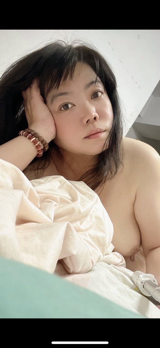 有人說我變胖了
真是難受香菇
有嗎 有嗎