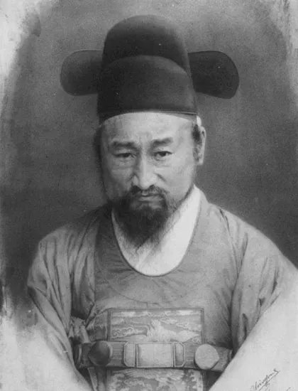 PzKpfwI 판처 tweet media