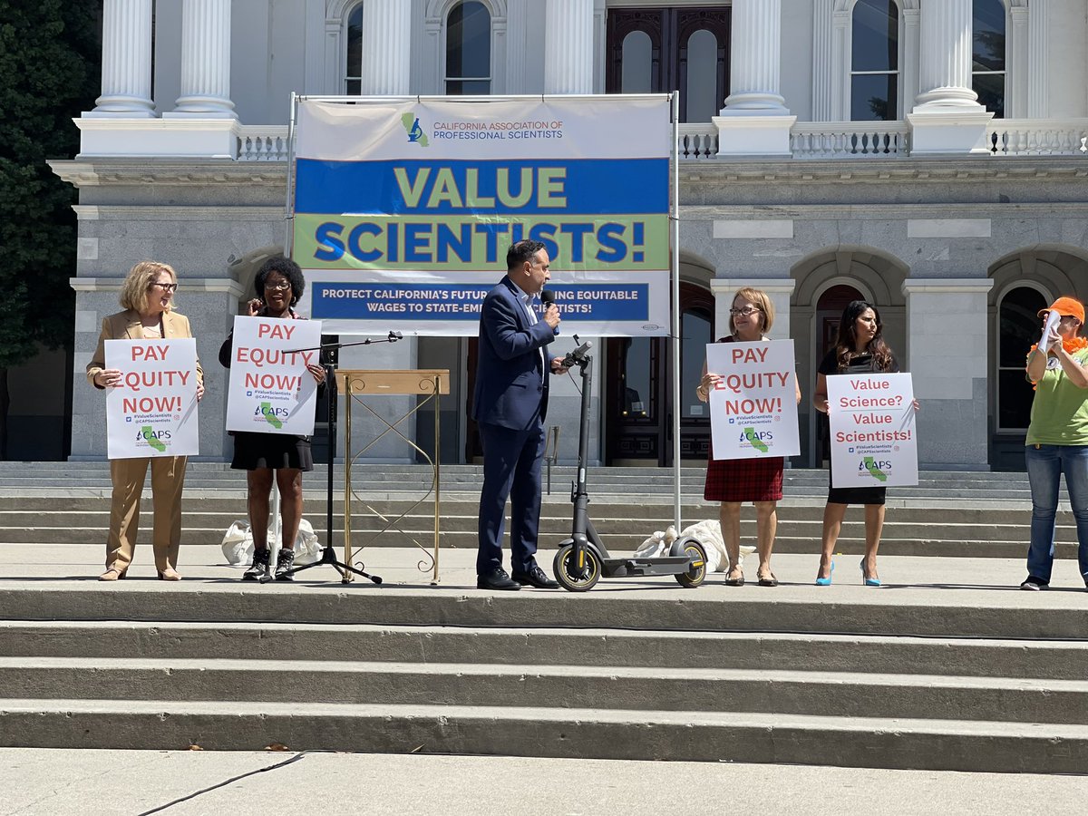 California cannot keep its air, water and food systems safe without scientists that do this essential work. These workers deserve our respect & deserve fair & competitive wages, which is why I’m proud to author #ab1677. #valuescientists
