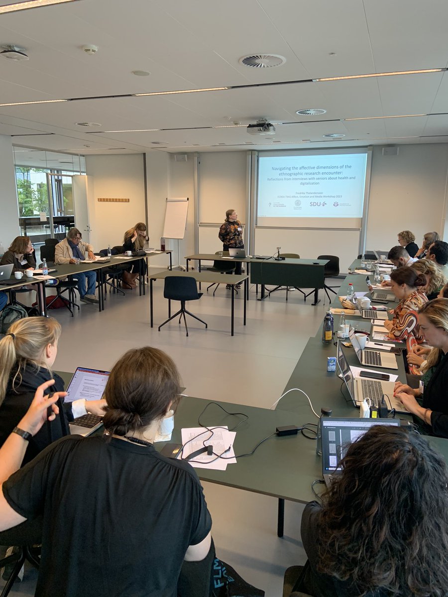 AffectTWG_ECREA's tweet photo. Going all in on methods in our #2 panel with four diverse presentations. How to study affect and emotion is a challenge but there are new empirical approaches and ideas as @fredrikaaa, @debmedeiros, @mluenenborg, Stephanie Geise, @k_maubach, and Scott Sundvall showed. 🙌 https://t.co/4FHOGhgK46