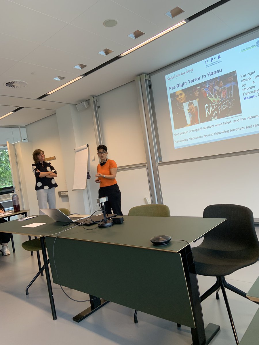 AffectTWG_ECREA's tweet photo. Going all in on methods in our #2 panel with four diverse presentations. How to study affect and emotion is a challenge but there are new empirical approaches and ideas as @fredrikaaa, @debmedeiros, @mluenenborg, Stephanie Geise, @k_maubach, and Scott Sundvall showed. 🙌 https://t.co/4FHOGhgK46