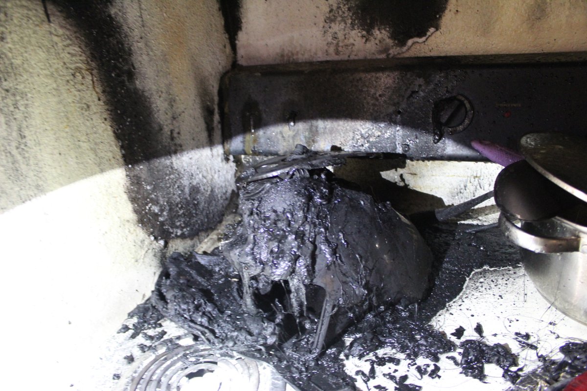 NFSAorg's tweet image. Not reported by media! #AddisonTX: A grandmother was cooking dinner for her family when she stated flames suddenly came out from the bottom of the air fryer.  One fire sprinkler in the kitchen area extinguished fire. All safe!