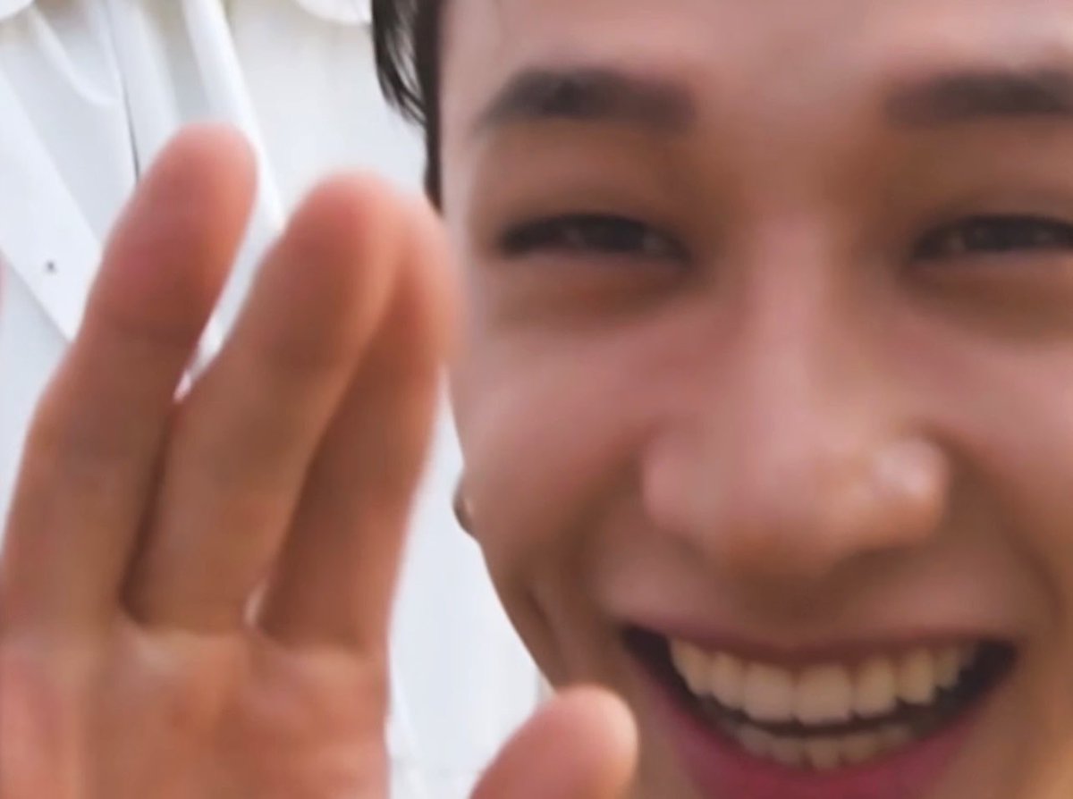 captainCB97s's tweet photo. SMILEY BANG CHAN https://t.co/C6cKuxgZIO