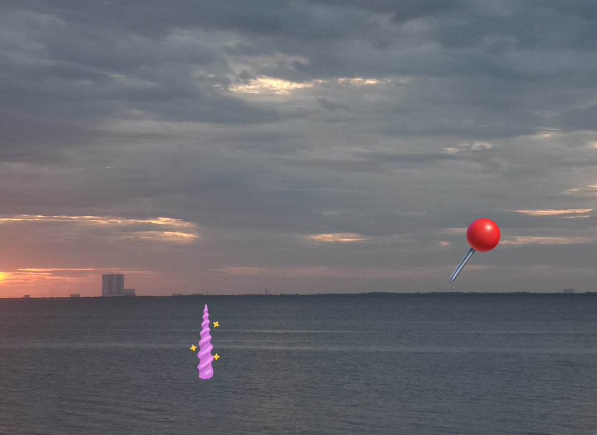 SpaceCoastSkies's tweet photo. Starlink is adding to the sat trains tonight. Of course the one shot with the tower lit is out of focus 🤣 🤣 🤣  #SpaceCoastSkies #Starlink #Falcon9 #LC40 #VAB #FridayEve #sunrise #launchday (ULA will be returning to LC41 w the AtlasV 551 soon) https://t.co/ench0OabkQ