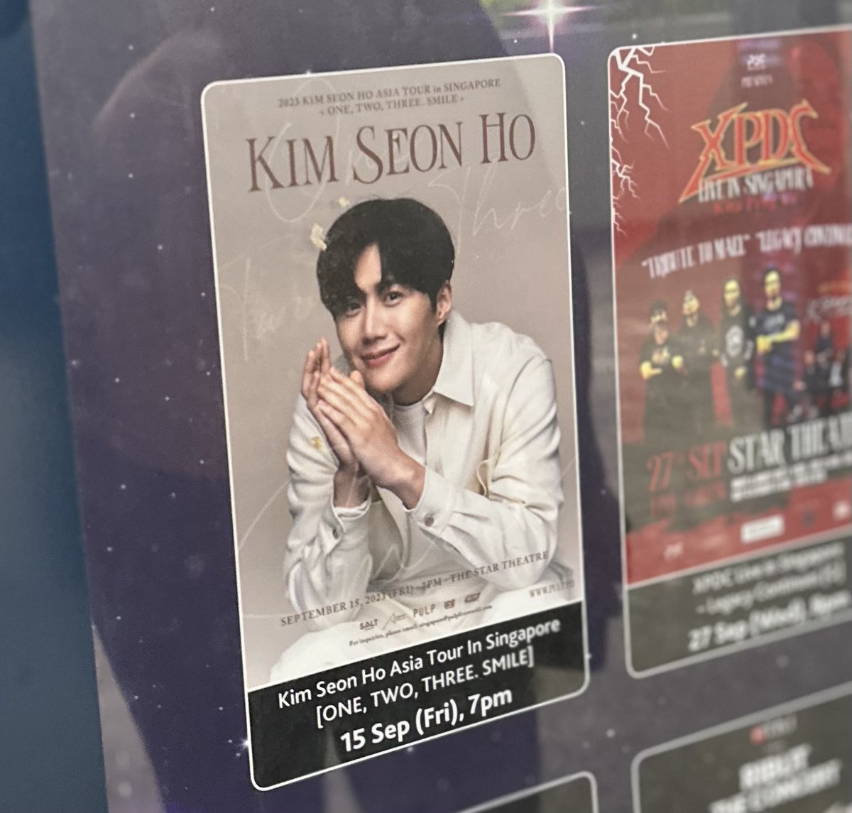 specialseonho's tweet photo. Was having dinner at the same area and saw this lil sign hehe. See you in 15 days!! ❤️

#KIMSEONHOinSG2023 #KimSeonHo #김선호 https://t.co/dZWREpuE8U