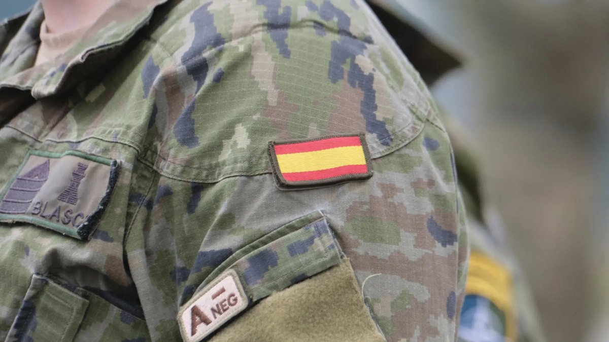 España en la UE tweet media