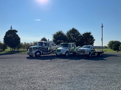 flynnstowingnj's tweet photo. It's a great day to have a great day! Enjoy this beautiful weather and be safe on the roads as you head out for Labor Day fun.
#flynnstowing #towlife #24hourservice #towingandrecovery #flatbedservice #wreckerservice https://t.co/6yjxSiadR3