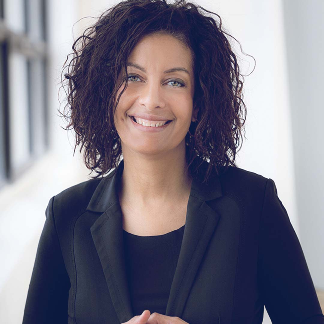 HEC_Montreal's tweet photo. 📣 HEC Montréal annonce l’arrivée de Dominique Anglade au sein de son équipe, à titre de #professeure associée et #coleader pour faire avancer les actions de l’École en matière de transition durable.👇 
https://t.co/u1aXij06YL 

#transitiondurable @DomAnglade @BarinCruz https://t.co/KtoMtoepMA