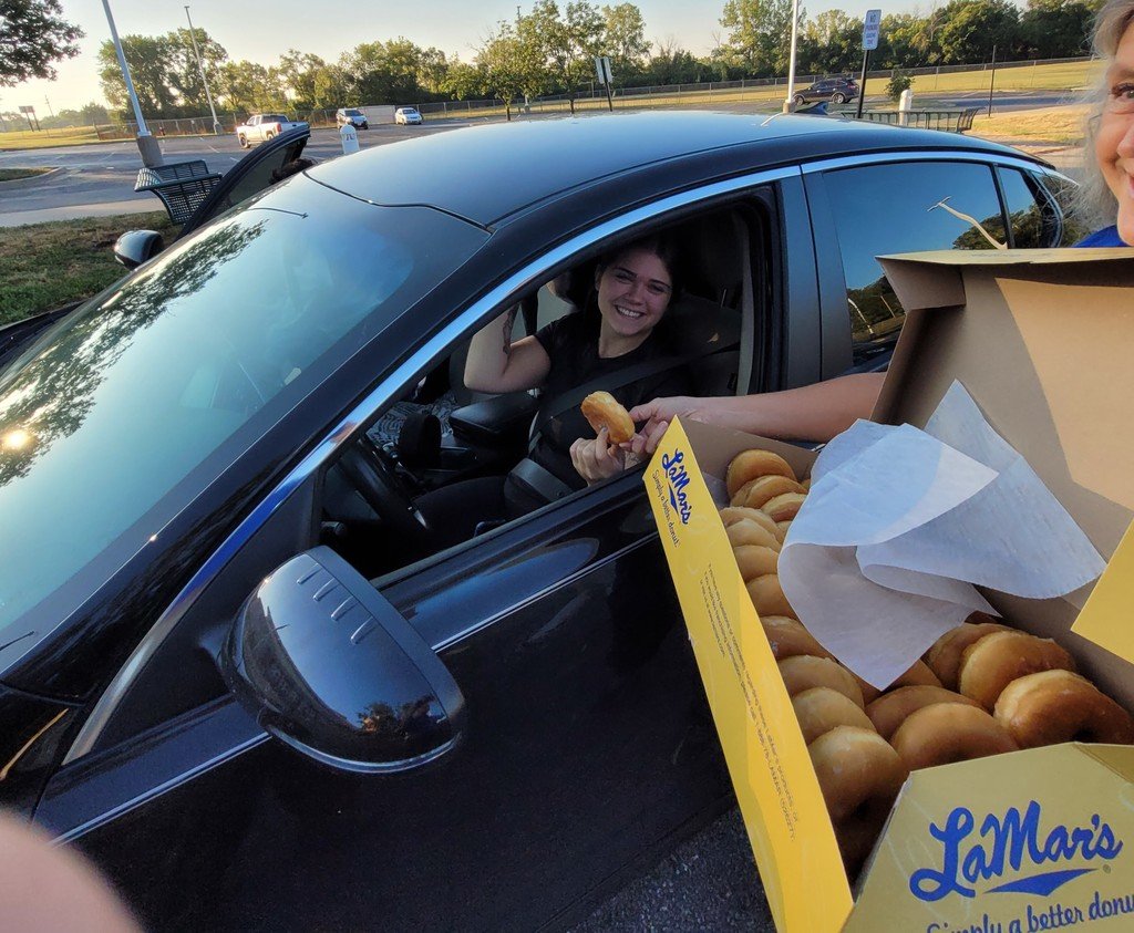 Center Elementary tweet media