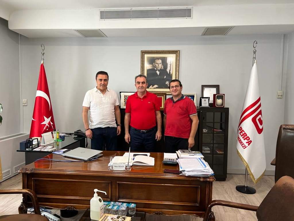 PERPA Kooperatifi ve <a href="/perpatm/">PERPA Ticaret Merkezi</a> B Blok Başkanı sn. <a href="/haciademir/">Hacı Demir</a>'i Erhan Yılmaz dostumla ile birlikte  makamında ziyaret ettik. Bizleri misafir eden çok değerli başkanımıza misafir perverliğinden dolayı çok teşekkür ediyorum. #BizBirlikteGüçlüyüz