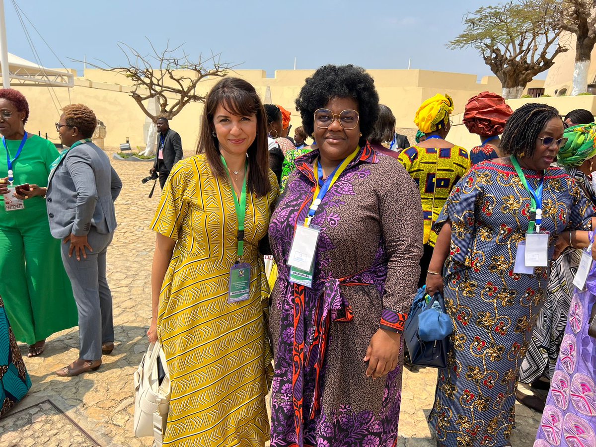 FAOAngola's tweet photo. A @FAOAngola esteve presente na Conferência Regional "Mulheres Africanas enfrentando as Mudanças Climáticas" liderada pela Vice Presidente Esperança da Costa e c/ a presença da Ministra Ambiente e da Secretária Estado para a Acção Climática e Desenvolvimento Sustentável #MINAMB https://t.co/FcWMKrrGoZ