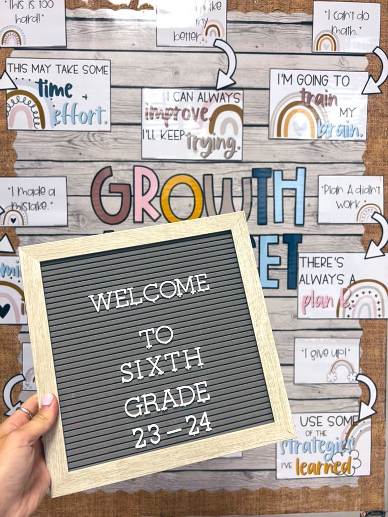 Ms. Sloane tweet media