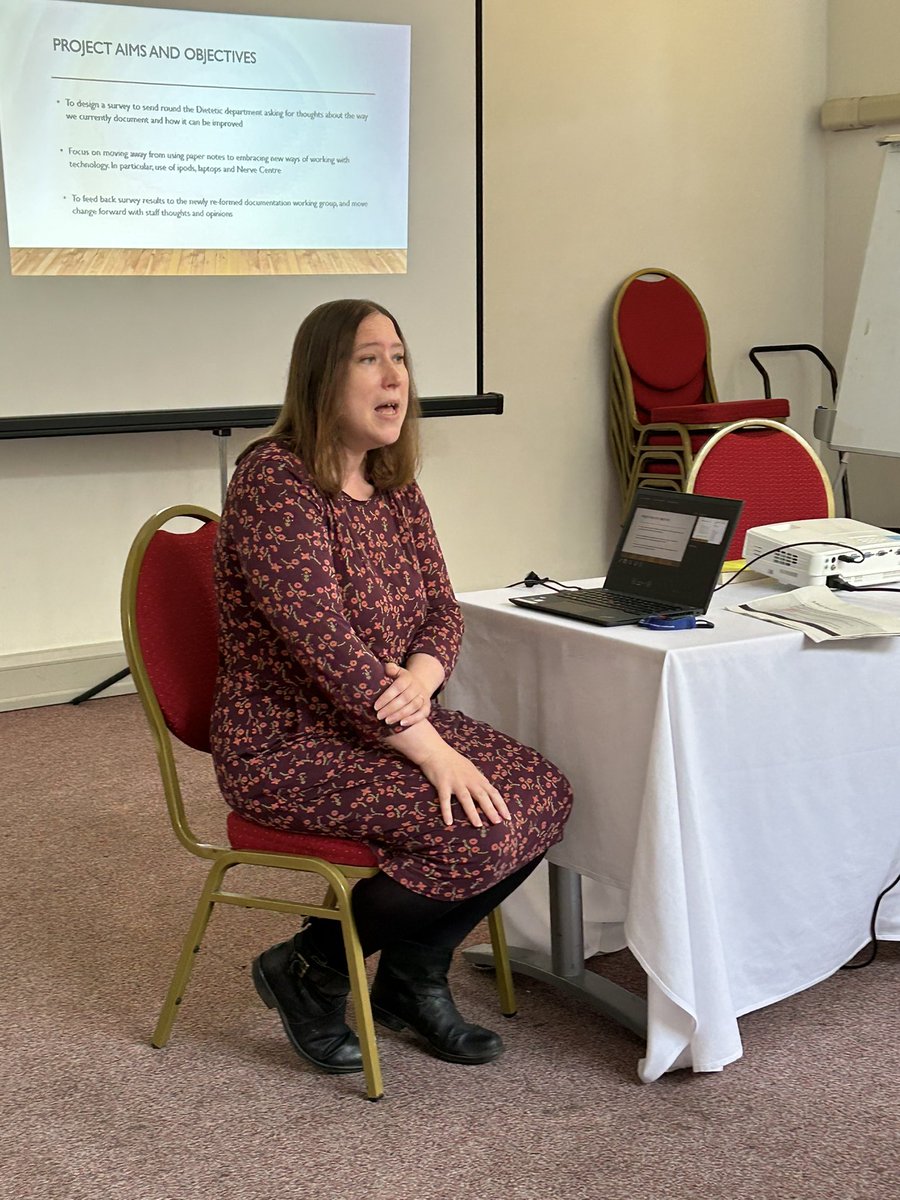 NUH_LEO's tweet photo. Fab presentation by Helen on changing documentation in dietetics @suechisholm01 @pamdoherty1967 @mandymoo456 https://t.co/uNpW11OxkF