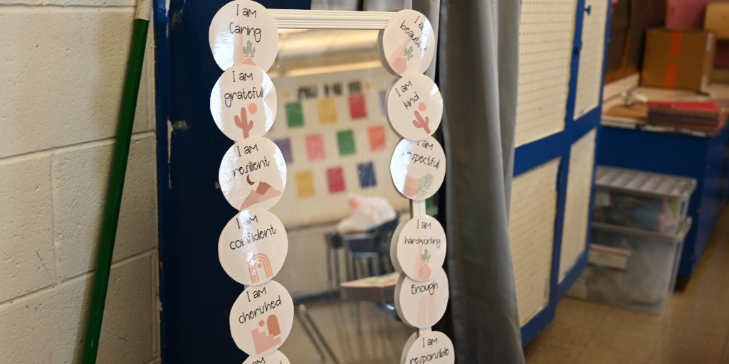 pcps_va's tweet photo. 🍎📝 Counting down to 9/5/2023! 🌟 Our Petersburg City Public Schools teachers go above and beyond to make the first-day awe-inspiring. 📚🎈 Get ready to be amazed! #DedicatedEducators #FirstDayExcitement https://t.co/jdyB9c95DO
