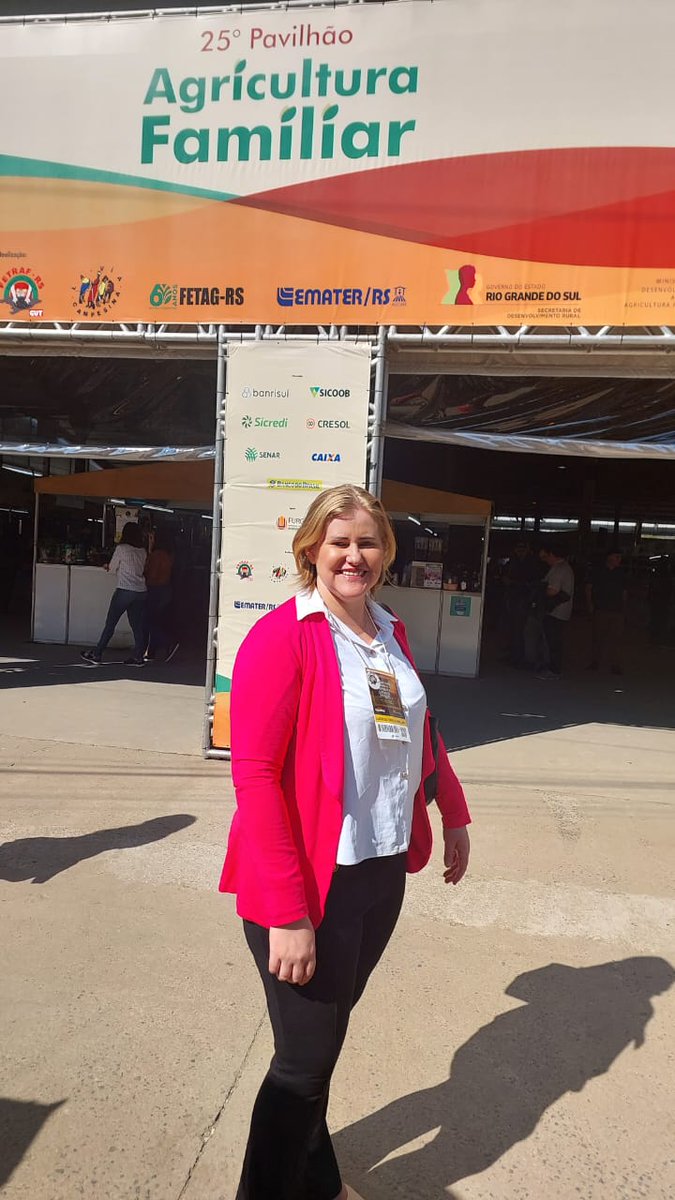 CleoniceBack1's tweet image. Mais um dia de muitas atividades na Expointer.
Viva a agricultura famiiiar!
#Expointer