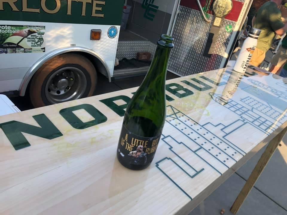 Mr704intheQC's tweet photo. Count with meβ¦ One, Twoβ¦. Thatβs it. Today then tomorrow then itβs a @CharlotteFTBL gameday! So close I can almost taste the alcohol, smell the food, hear the music and feel the victory. Right here outside of Gate 2, come by and have a beverage or have 5 - ALL are welcome. #NinerNation #GoldStandard #LFG9rs #NORM316 #AAC #NoSleeves