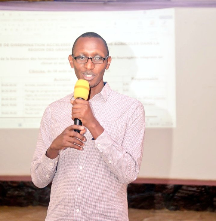 BMineagrie's tweet photo. Cette formation qui durera 5 jours (du 28/08-01/08/2023)a été organisée par le @BMineagrie à travers la #DGE et l'@isabu_officiel avec l'appui de l'@ILRI dans le projet Initiative de dissémination accélérée des innovations agricoles dans la région des  Grands Lacs (AID- I GLR). https://t.co/tpKzLs3Pc4