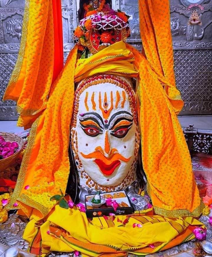 🐚☆”🕉”☆🐚 🙏🔔💀श्री भस्म रमैय्या💀🚩🙏 🌹•❁ संध्या_आरती_श्रृंगार ❁•🌹 🎪 श्री महाकालेश्वर जी के संध्या आरती श्रृंगार दर्शन‌ 🎪 31 अगस्त 2023 गुरूवार 🐍 जय श्री महाकाल महाराज हर हर महादेव 🙏🚩