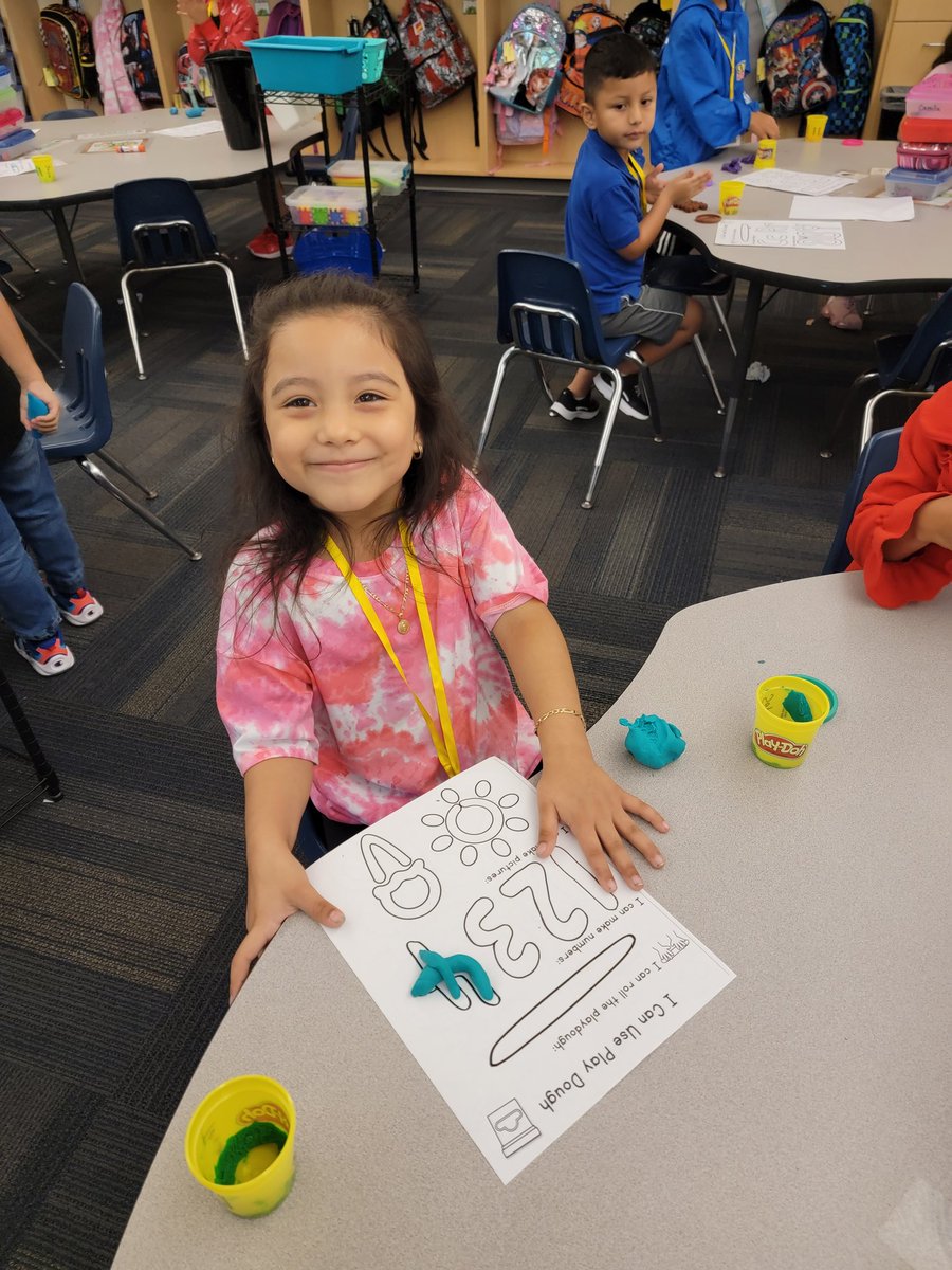 Kim Sanders tweet media