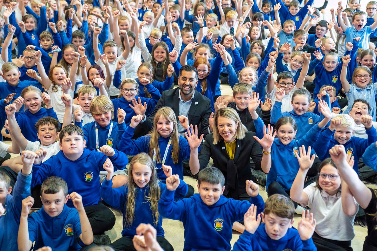 First Minister Humza Yousaf and Education Secretary Jenny Gilruth visit Claypotts Castle Primary School in Dundee to launch the next chapter of the Reading Schools programme and look ahead to the opening of Read Write Count with the First Minister in the autumn @ClaypottsPS