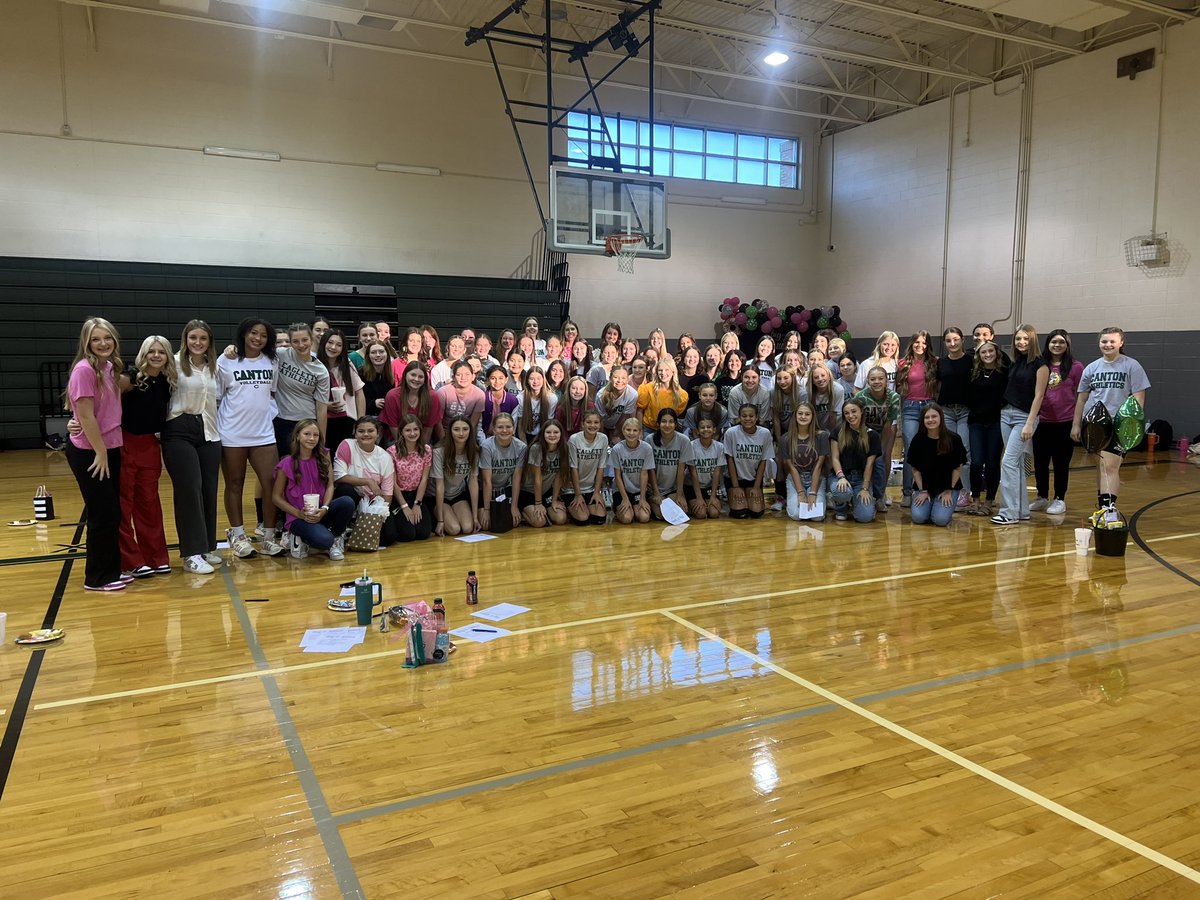 CantonVball2015's tweet photo. Big &amp; littles started this morning! Looking forward to a fun season together with or HS &amp; JH 🤍 https://t.co/m5WLMIEEZa