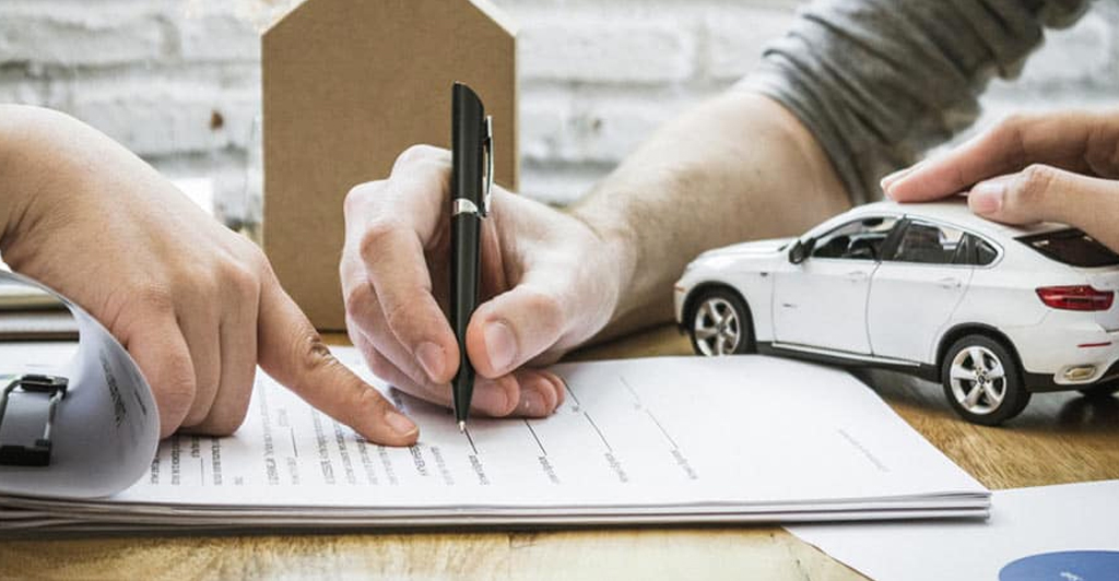 FamilyCJDR's tweet photo. Get the best value by learning how much your trade-in is worth before coming in! Find out now: https://t.co/u9ak55hiMC
#TipTuesday #TradeInValue #kbb #KellyBlueBook #WeAreFamily https://t.co/lHWO8IBKcs