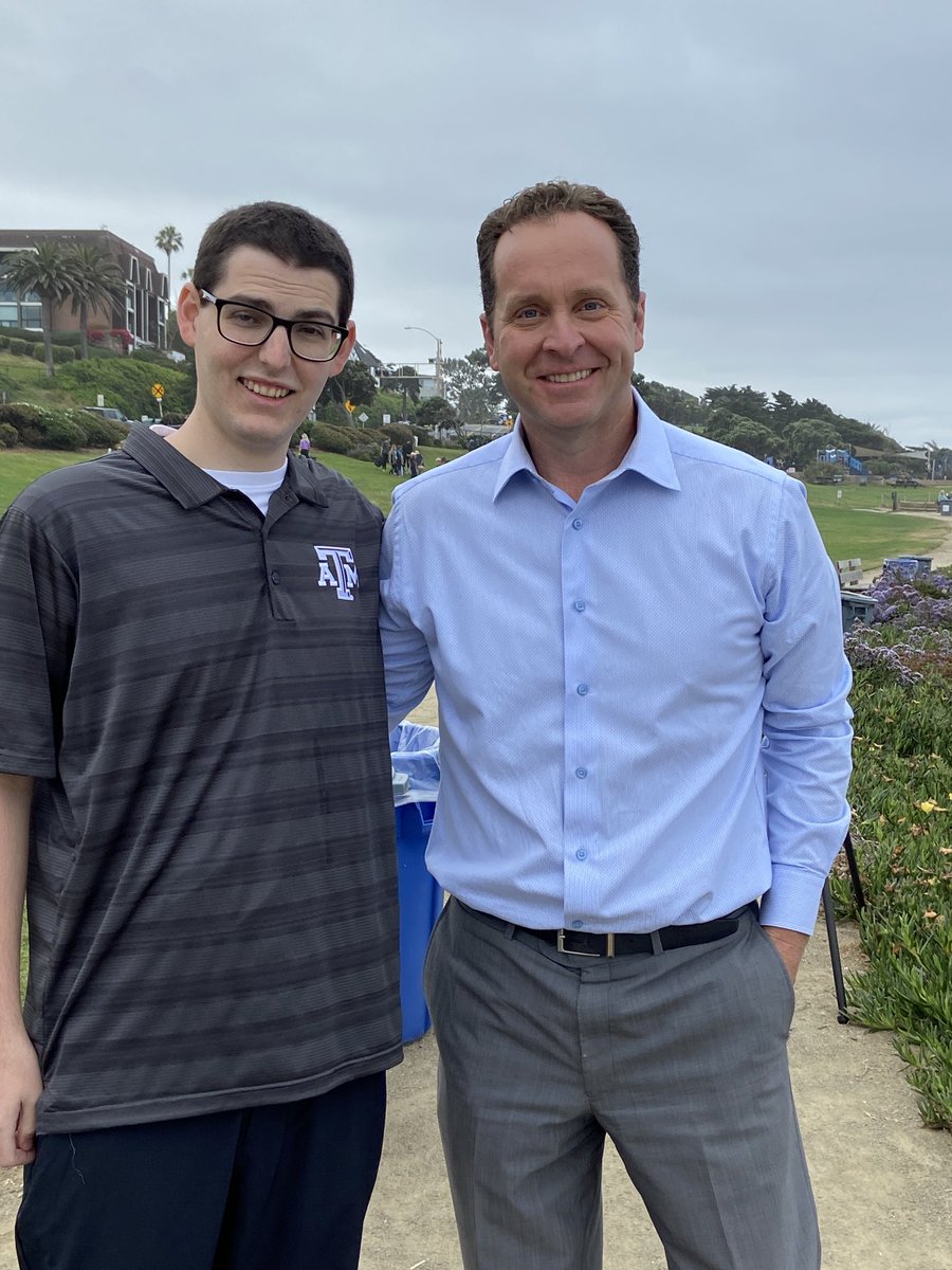 Do you believe in miracles? The full circle story on this ⁦<a href="/cchsdons/">Cathedral Catholic High School</a>⁩ cancer survivor now giving back #nbc7 ⁦@MiracleAtManch⁩

nbcsandiego.com/news/local/how…