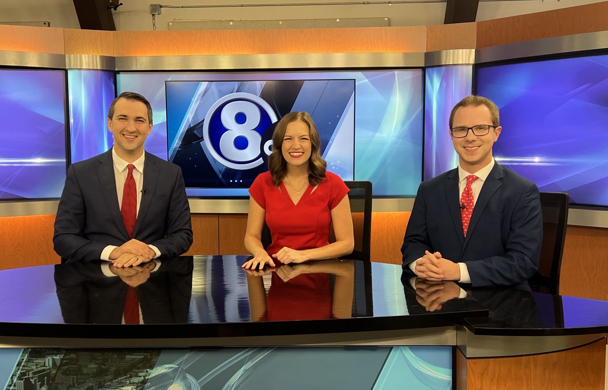 mbyronwx's tweet photo. And that’s a wrap!

I’ve worked with lots of amazing people in Lincoln. Lately, I’ve worked more closely with Andrew &amp; Katrina. I consider both of them good friends and will miss seeing them each morning.

Thank you to everyone who woke up *early* to watch us - it’s been fun! https://t.co/eVHrR5Bamg