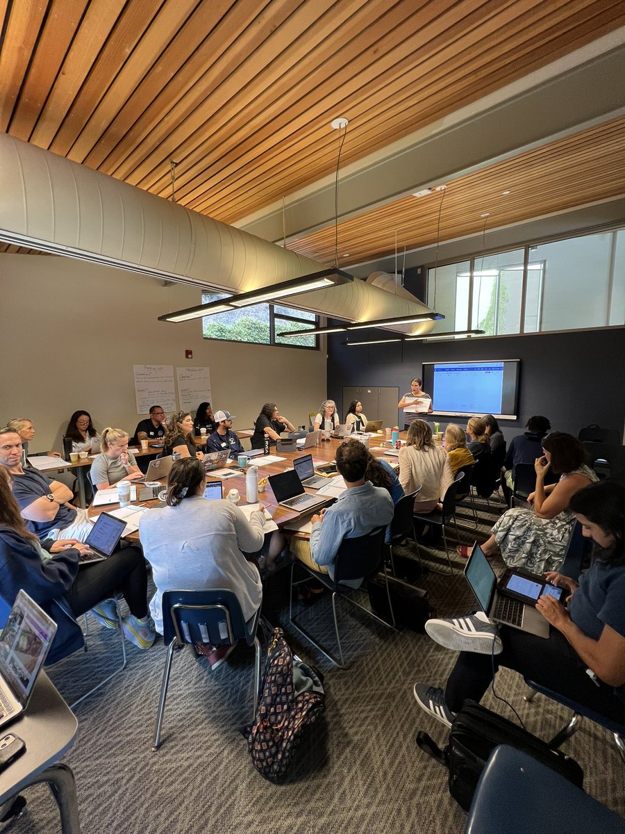 Alexandra Michaelson tweet media