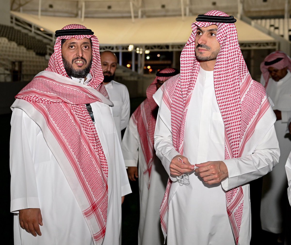 FN_147's tweet photo. شكراً من القلب ..

ابو عبدالعزيز 🤍🖤
ابو بندر 🖤🤍

#كاراسكو_شبابي https://t.co/NI2JozkHpU