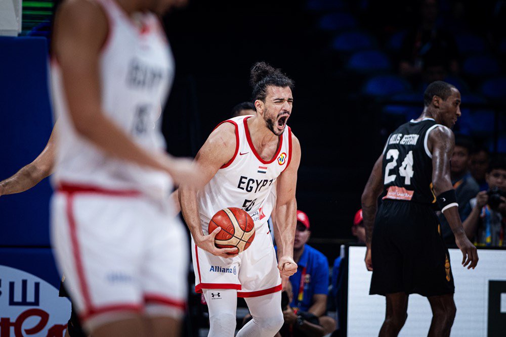 مصر 85-69 الأردن  

أرقام اللاعب عاصم مرعي ضد الأردن 🏀🔝: 

لعب 32 دقيقة من أصل 40 دقيقة . 

- سجل 20 نقطة 🏀
- عمل 14 ريباوند 👏
- عمل 1 اسيست 🅰️
- عمل 2 ستيل ❌
- عمل 2 بلوك 🚫

حقق الدبل دبل ✅✅

أفضل لاعب في المباراة 

#WinForAll 
#WinForEgypt
#FIBAWorldCup2023 
#FIBAWC23