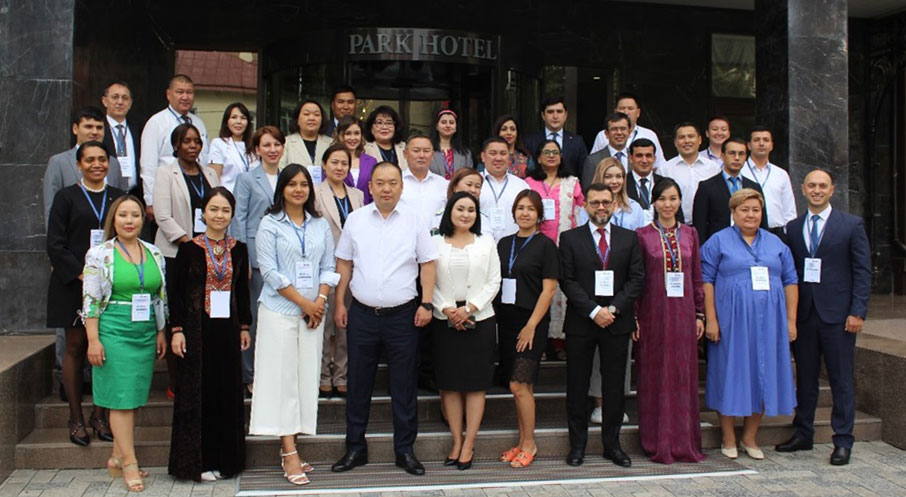 WCO_OMD's tweet photo. Enhancing Gender Equality in Customs and border agencies in the Central Asia region and Pakistan
β‘οΈ https://t.co/yEKtH1Dktj
#WCO #Customs #CapacityBuilding #GenderEquality #Diversity #GEOAT #ContainerControlProgramme #CCP https://t.co/FNktl99Dxv