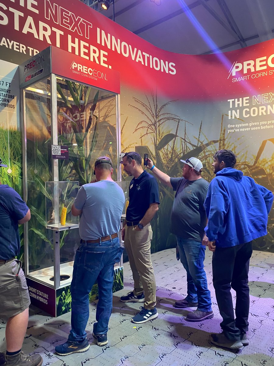 BayerTraits's tweet image. Today is the last day to see the #Preceon Smart Corn display &amp;amp; corn plots for yourself! Join us inside the @Bayer4CropsUS tent or out in the Bayer plot at #FPS23. You'll see why bigger isn't always better. #ShortCorn
