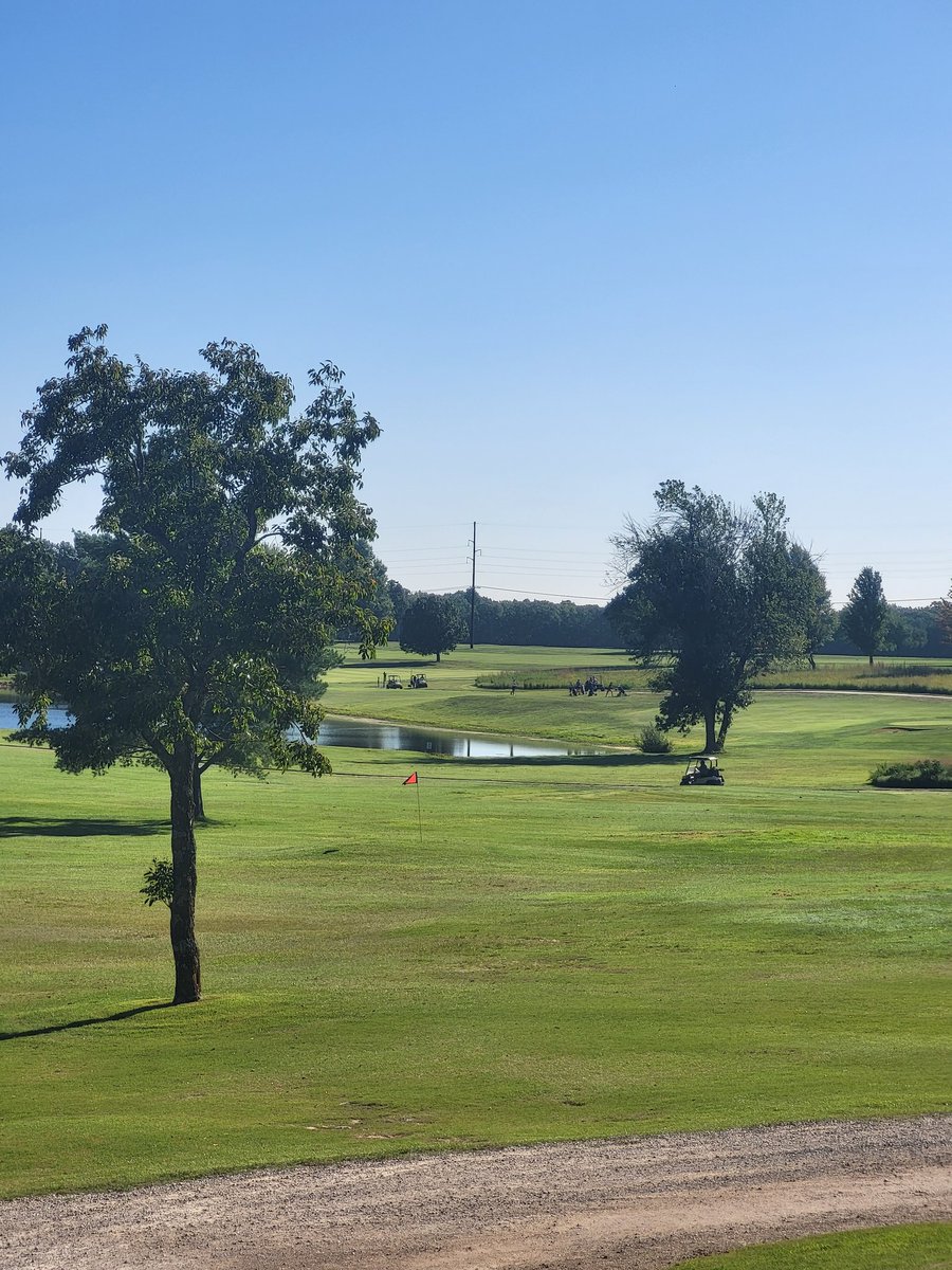 SHS_Tigers_'s tweet photo. The Seymour Girls Golf Team is hosting 12 other schools at Whispering Oaks CC in Marshfield today.
Tee-Time was 9:00 for the 18 hole event.  Good Luck to all the Ladies!
@CitizenPaper @DerrickJessen @summitconf_mo @NeyenhouseTV @OzarksOzone https://t.co/fyUK8GM4b2