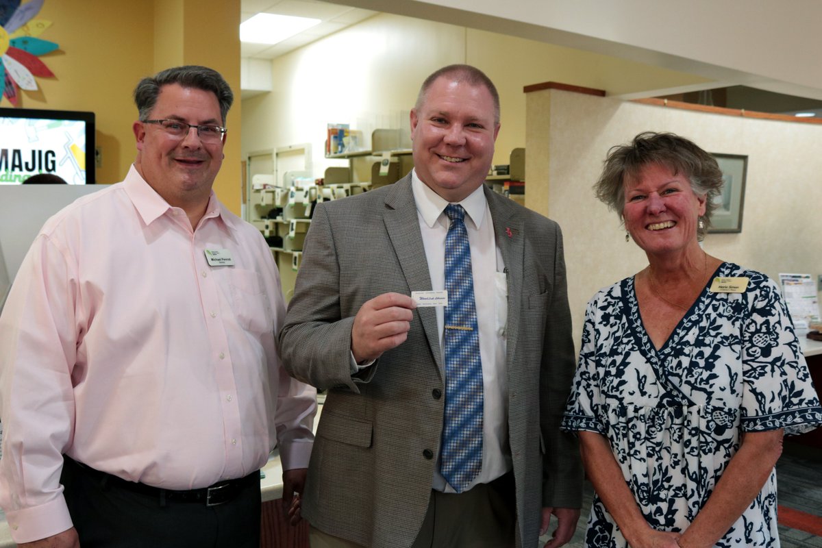 Wood County District Public Library (@wcdpl) on Twitter photo <a href="/BGSchools/">BG Schools</a> Superintendent <a href="/TedHaselman/">Ted Haselman</a> visited the library today to get his library card and talk with us. Thank you, Superintendent Haselman, for your support and partnership! <a href="/BGSchools/">BG Schools</a> Superintendent <a href="/TedHaselman/">Ted Haselman</a> visited the library today to get his library card and talk with us. Thank you, Superintendent Haselman, for your support and partnership!