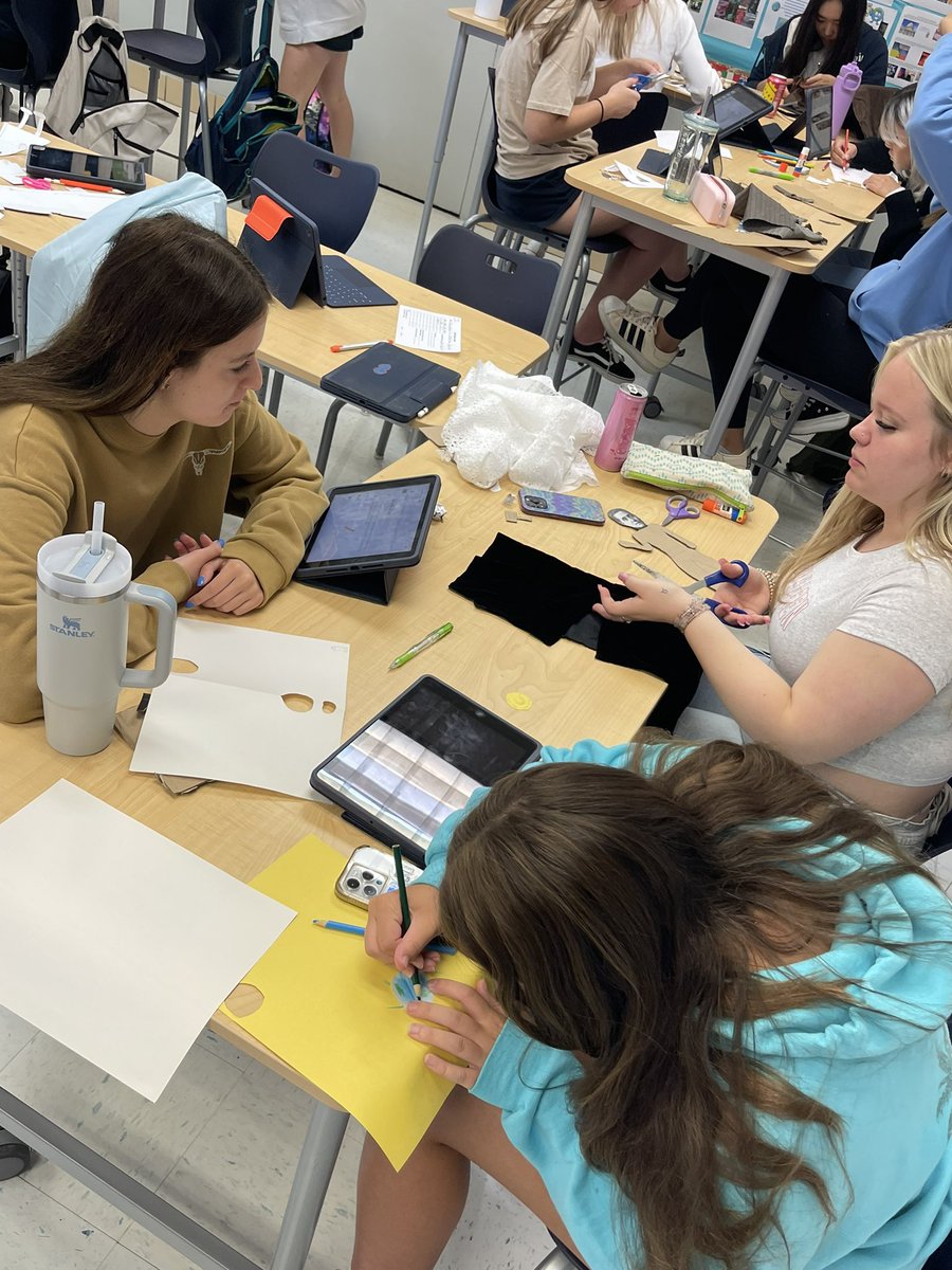 PHSSociology's tweet photo. Making our famous sociologist dolls. @KnightsofPHS https://t.co/WZkNnOyG0y
