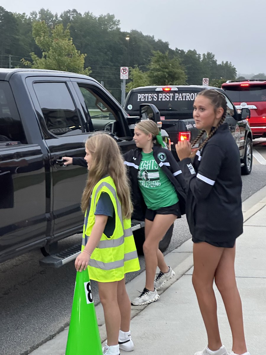 DCESDragons tweet media