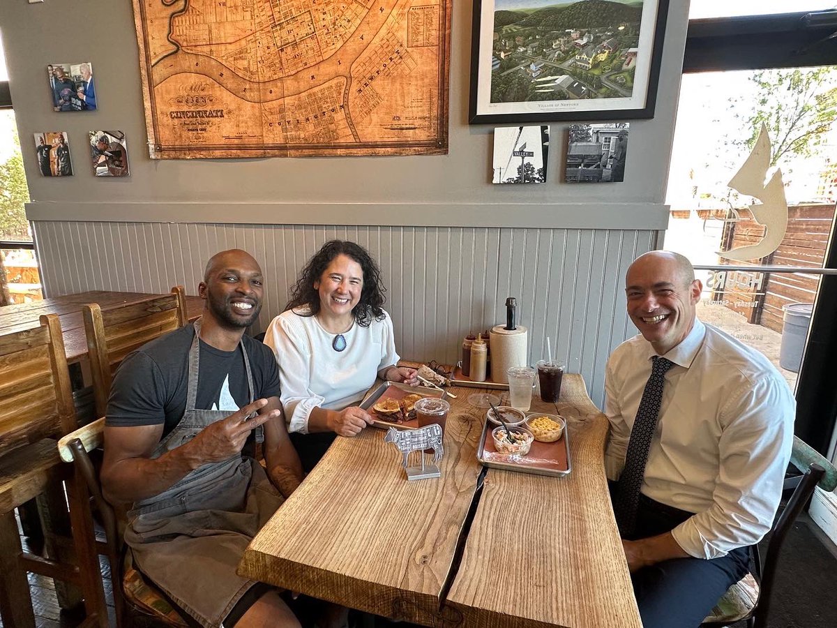 Faith. Love. BBQ. That’s the motto of Just Q'in BBQ, owned by Matt Cuff, and it shows! The Cincinnati-based restaurant not only serves up tasty food, but also gives back to the community and provides workers with the training they need to succeed in life.
#BlackBusinessMonth